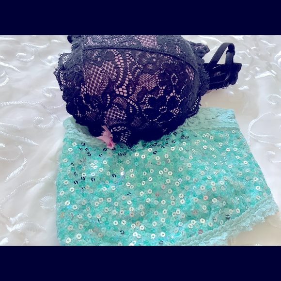 Cute victoria secret bundle bras - Picture 4 of 6
